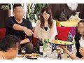 寿退社する妻の送別会ビデオ 僕の愛しい嫁さんが酒に呑まれ会社の上司や同僚に寝取られました。総集編8時間 Vol.3
