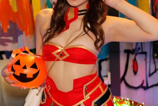 逆転マジックミラー号 渋谷ハロウィン編 「コスプレ女子あやののSEXをナマで見たくないですか？」大人数に見られているとは知らずに激イキ姿を大胆に披露！