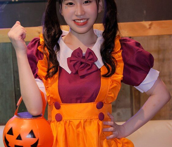 逆転マジックミラー号 渋谷ハロウィン編 「コスプレ女子えりかのSEXをナマで見たくないですか？」大人数に見られているとは知らずに激イキ姿を大胆に披露！