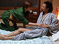 美人でエロ体型と評判の仲居さんがいる旅館に行って 人妻の仲居さんをチップで口説いてみたら…4時間