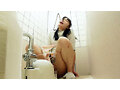 女子トイレ覗き迫力の放尿と生々しいオナニー ＃2