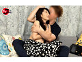 イケメンが人妻を部屋に連れ込んでSEXに持ち込む様子を盗み撮りしたDVD。020～強引にそのまま中出ししちゃいました～Part.2