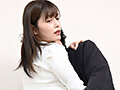 兄嫁のパンチラ誘惑！義弟の絶倫チ〇ポが欲しくてたまらないひかる義姉さん 紺野ひかる