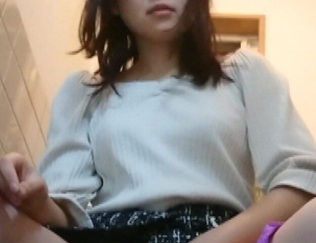 便所自慰盗撮集（2）