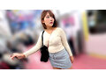 【デカパイスラ女子】＃ネバネバ粘着追跡＃ストラップ喰い込む巨乳観察＃捕獲連れ込みキメ生刺し＃乳汚し