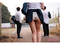 過去最高!制服J●の衝撃マン肉食い込みパンチラ映像!街中や教室で奇跡的に撮れた女子学生パンツチラリズムシチュ95映像まとめベスト7時間